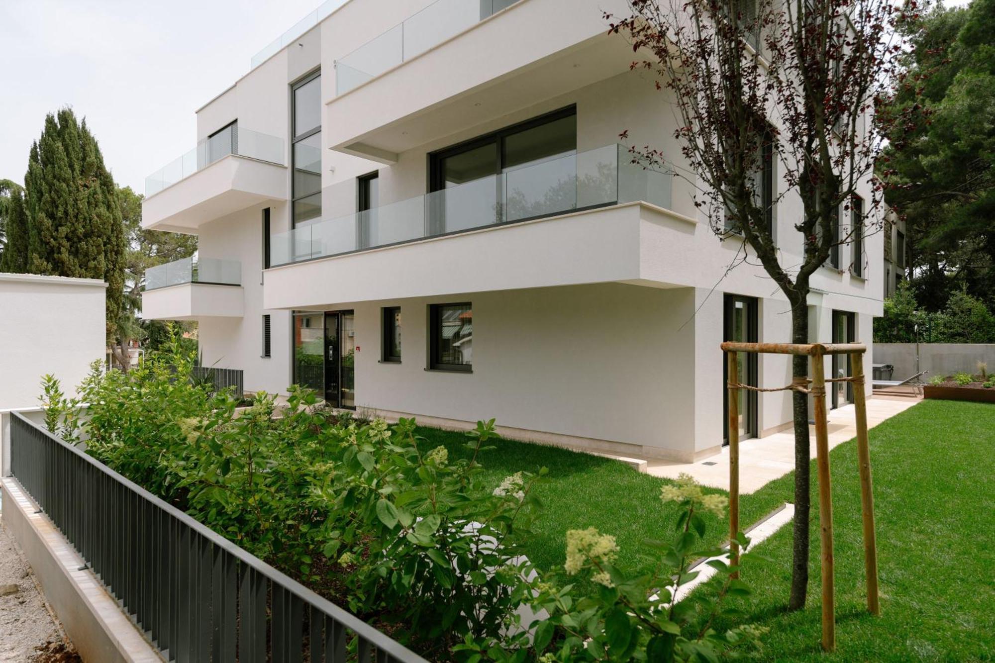 The Q Bliss - Your New 4-star Hideaway With A Garage Apartment Rovinj
