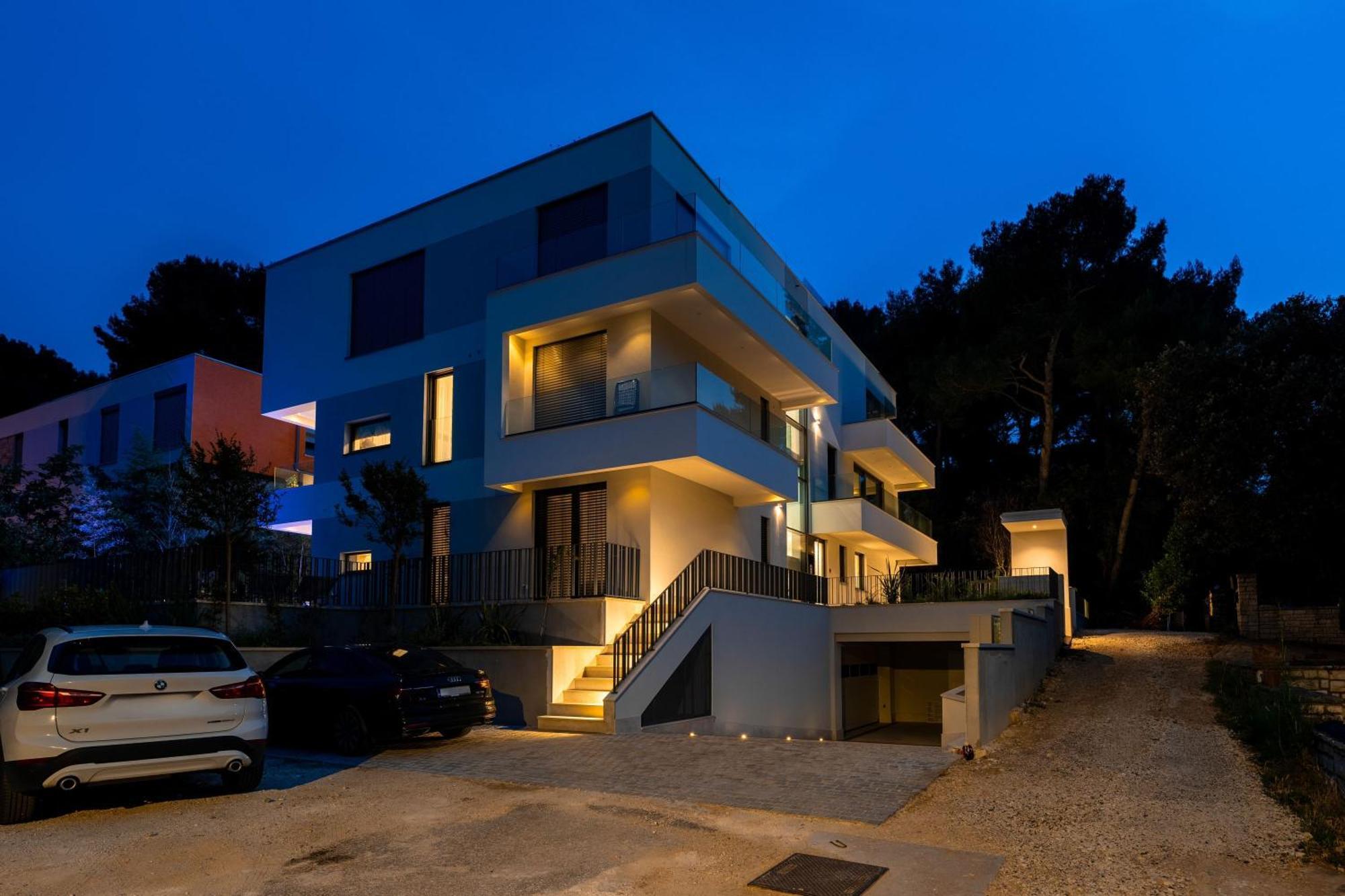Apartment The Q Bliss - Your New 4-star Hideaway With A Garage *