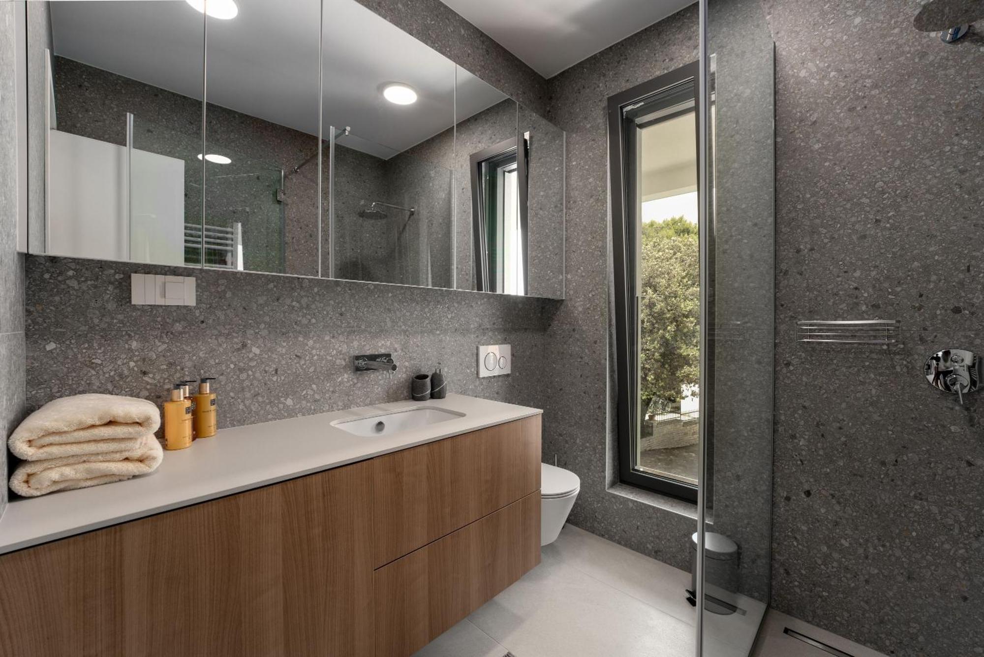 The Q Bliss - Your New 4-star Hideaway With A Garage Rovinj