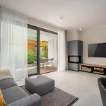 The Q Bliss - Your New 4-Star Hideaway With A Garage
